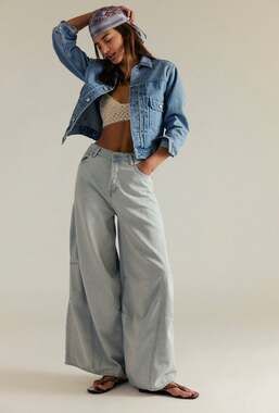 NWT Free People Westward Bohemian Demi Jeans, 28
